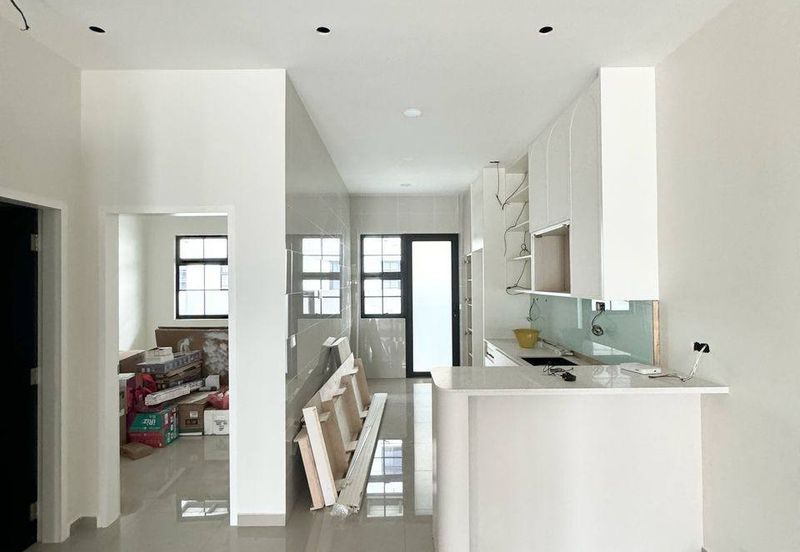 Tate Dalton @ Eco Botanic 2