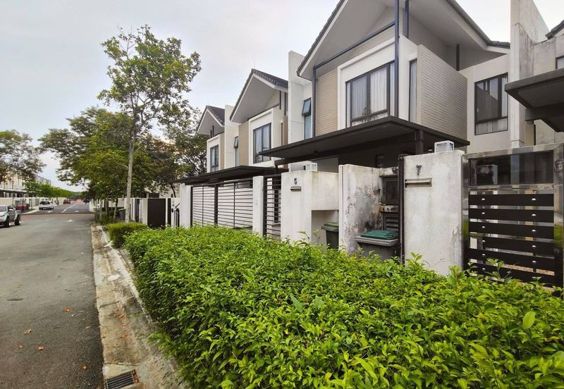 Avira Garden Terraces @ Medini