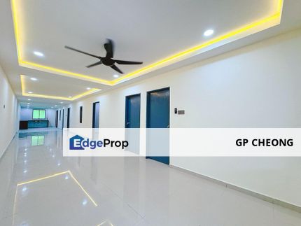 Taman Tampoi,  Renovated Single Storey House with Extended In front living Hall, Kitchen for Sale., Johor, Tampoi