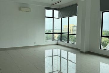 Austin 18 Versatile Business Suites