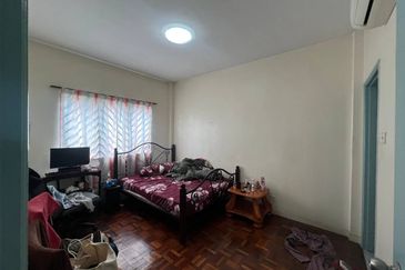 Mon Glori, , Bandar Baru Permas Jaya