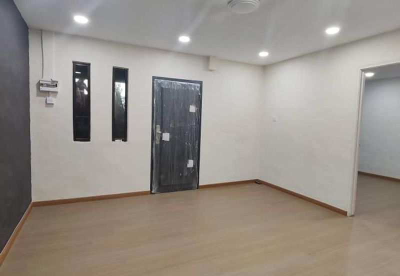 Flat Bandar Selesa Jaya @ Jalan Silat Lincah