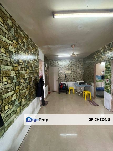 Pangsa Akasia @ Desa cemerlang Ulu Tiram, 2nd Floor Low Cost Flat untuk di Jual., Johor, Ulu Tiram