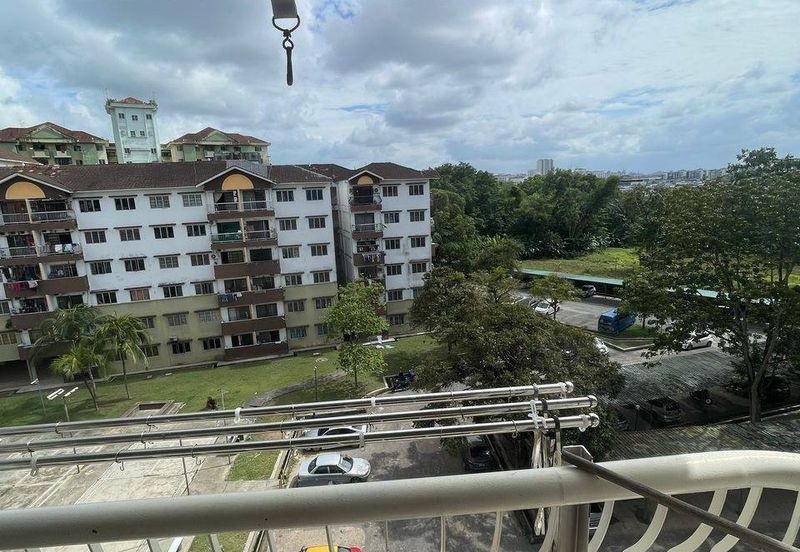 Sri Kenari Apartment