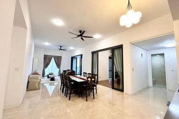 The Astaka @ 1 Bukit Senyum