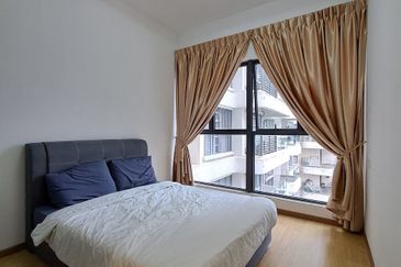 Baypoint @ Country Garden Danga Bay