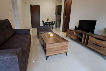 Baypoint @ Country Garden Danga Bay