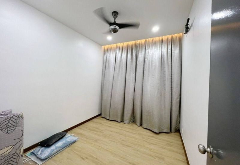 Dedaun Hijau (Greenfield Regency)