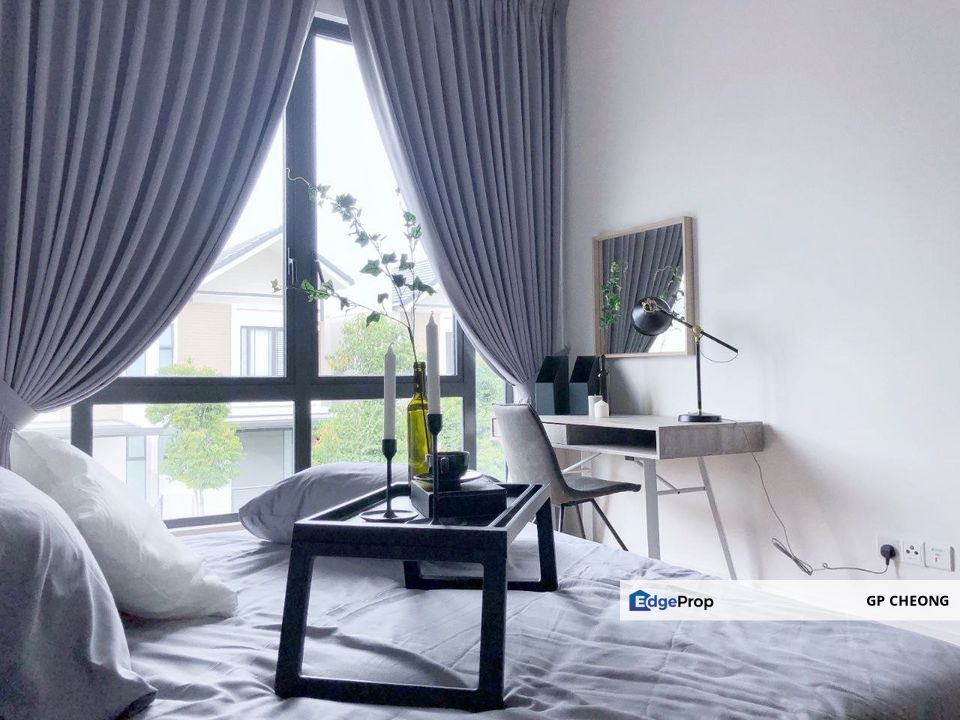 Ujana Executive Apartment @ East Ledang  1+1 bedroom 1 bathroom 945 sqft Freehold Fully furnished For Sale., Johor, East Ledang