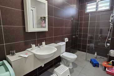 Persiaran Kempas Utama 2