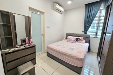 Persiaran Kempas Utama 2