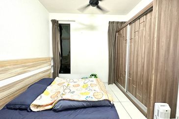 D'Summit Residences @ Kempas Utama