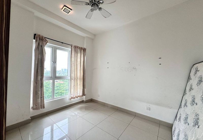 Seasons Luxury Apartments @ Amara Larkin