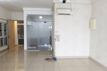 Seasons Luxury Apartments @ Amara Larkin