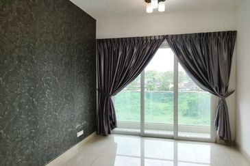 Seasons Luxury Apartments @ Amara Larkin