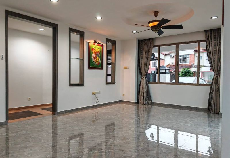 Jalan Ambang @ Horizon Hills Double Storey Corner lot unblock View House for Sale. Renovated RM500k with approval CCC