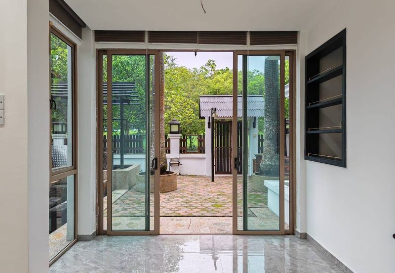 Jalan Ambang @ Horizon Hills Double Storey Corner lot unblock View House for Sale. Renovated RM500k with approval CCC