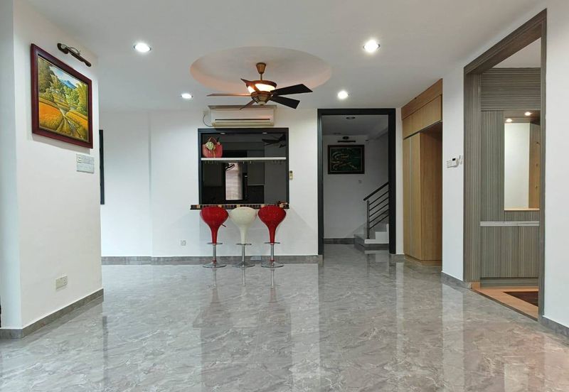 Jalan Ambang @ Horizon Hills Double Storey Corner lot unblock View House for Sale. Renovated RM500k with approval CCC