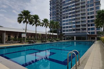 Seri Austin Luxury Apartment