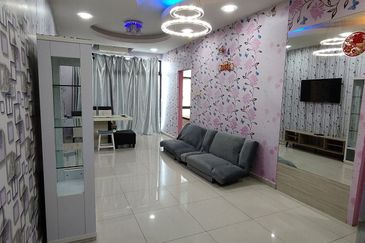 Seri Austin Luxury Apartment