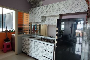 Seri Austin Luxury Apartment