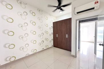 Seasons Luxury Apartments @ Amara Larkin