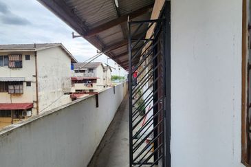 Flat Taman Ungku Tun Aminah