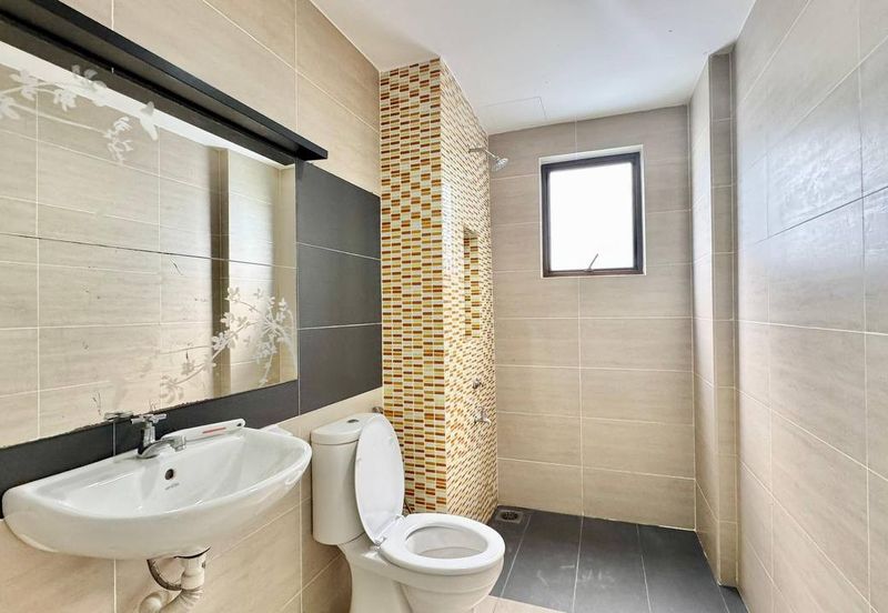 Ujana Executive Apartment