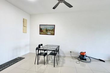 Ujana Executive Apartment