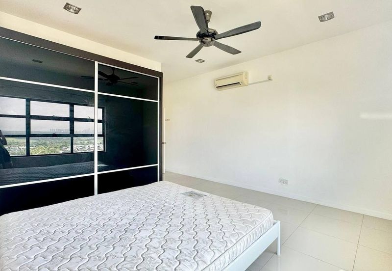 Ujana Executive Apartment