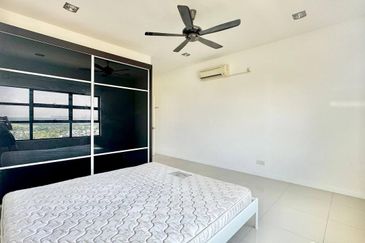 Ujana Executive Apartment