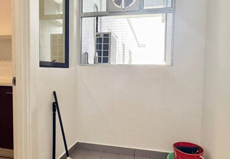 Ujana Executive Apartment