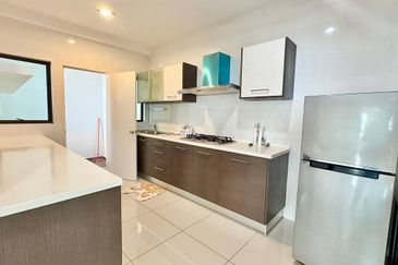 Ujana Executive Apartment