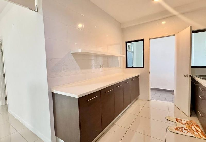 Ujana Executive Apartment