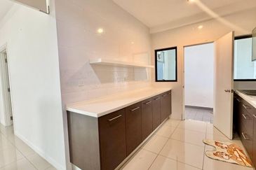 Ujana Executive Apartment