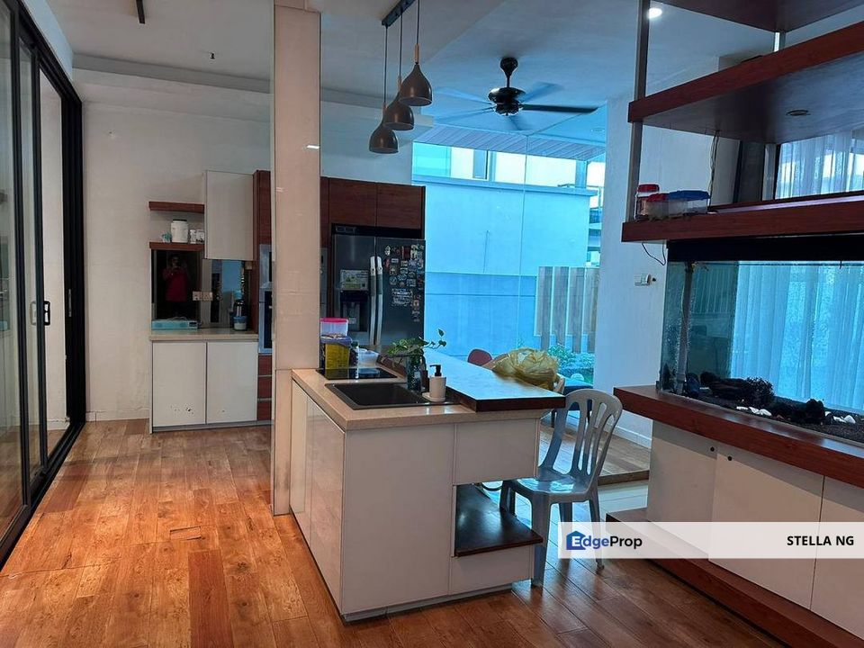 Taman Pulai Hijauan Double storey cluster End lot For Sale , Johor, Kangkar Pulai