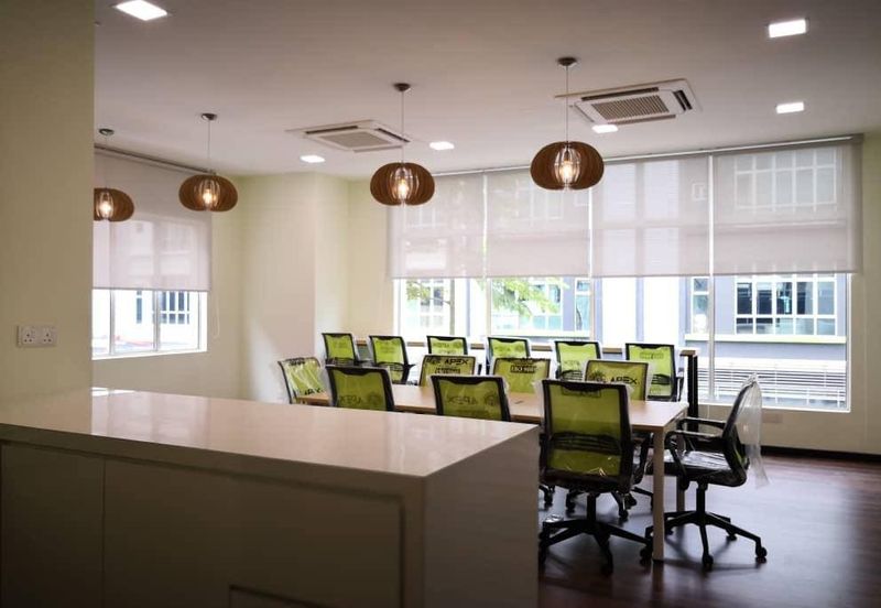 Pusat Perdagangan Danga Utama