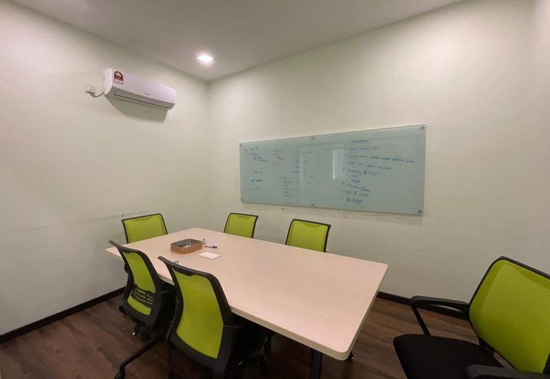 Pusat Perdagangan Danga Utama