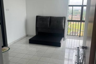 PR1MA @ LARKIN INDAH