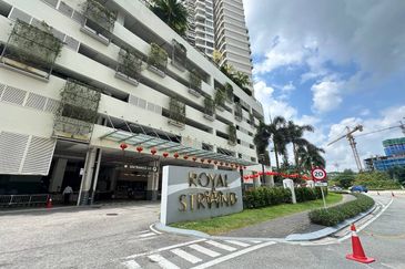 Royal Strand @ Country Garden Danga Bay