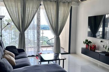 Royal Strand @ Country Garden Danga Bay