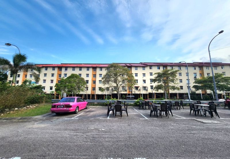 Taman Mount Austin Commercial