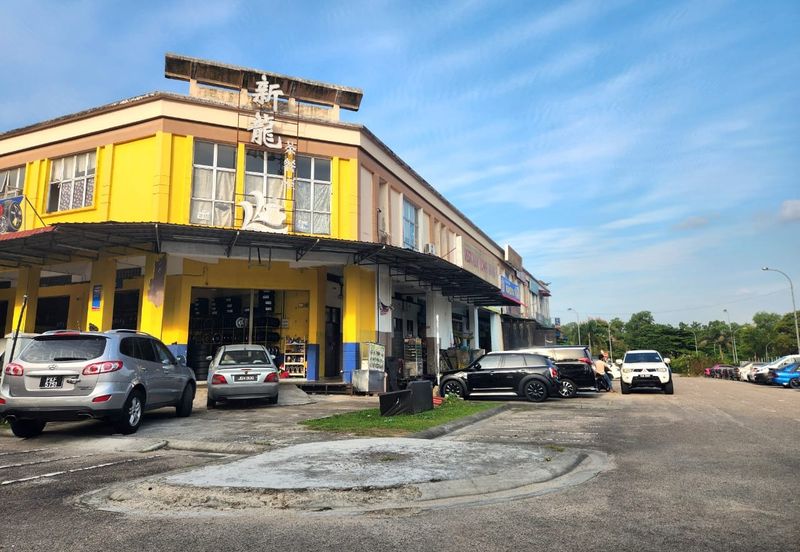 Taman Mount Austin Commercial