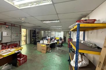 Kempas Utama Industrial Park