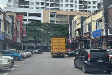 Taman Larkin Perdana