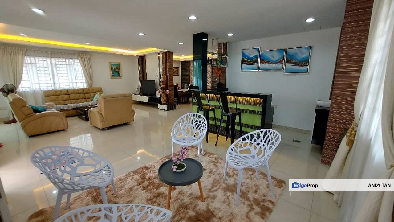 Taman Bukit Kempas Double Storey Bungalow House For Sale, Johor, Johor Bahru