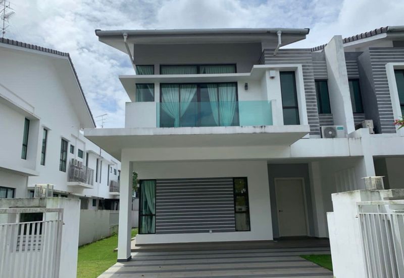 Horizon Hills The Green