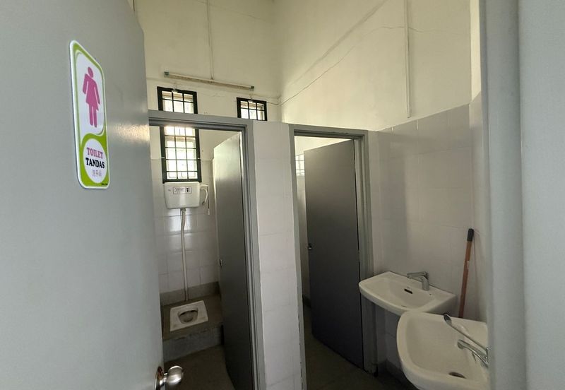 Kempas Utama Industrial Park