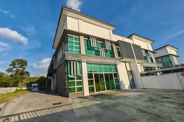 Kempas Utama Industrial Park