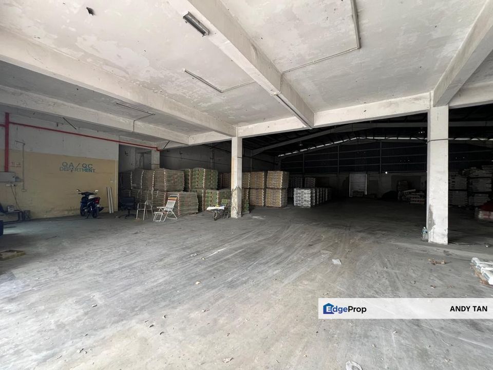 Kawasan Perindustrian Taman Johor 1.5 Storey Semi-D Factory Have 2 unit Rent together For Rent, Johor, Johor Bahru